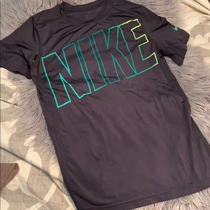 Boys Nike dry fit T